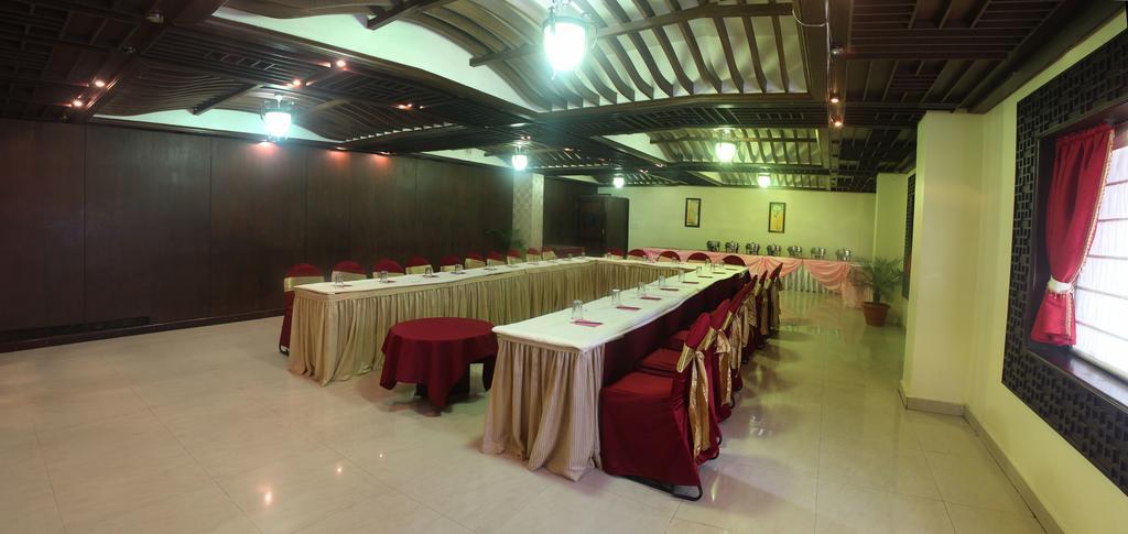 Hotel Grand International Raipur  Bagian luar foto