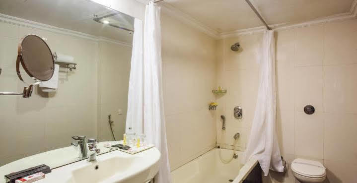 Hotel Grand International Raipur  Bagian luar foto
