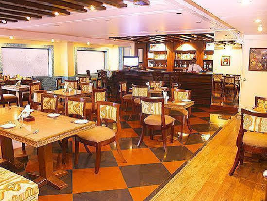 Hotel Grand International Raipur  Bagian luar foto