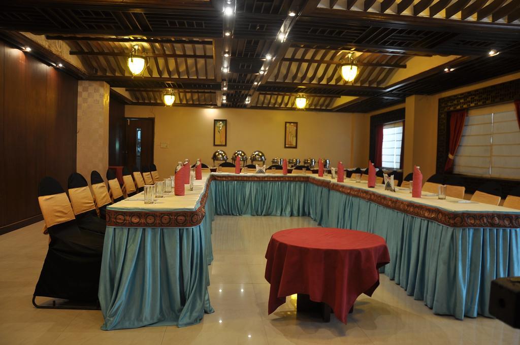 Hotel Grand International Raipur  Bagian luar foto